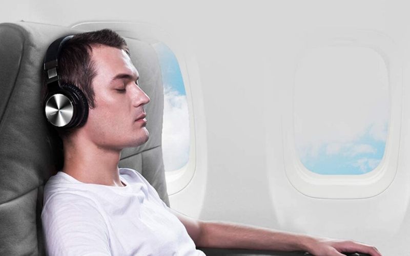 lightweight headphones